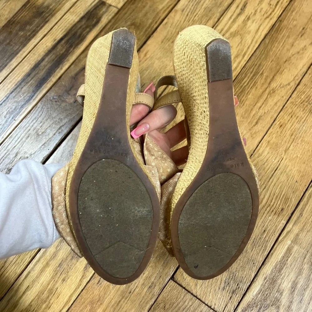 Kate Spade‎ New York Polka Dot Bow Raffia Wedge Sandals Tan Cream 9.5M
